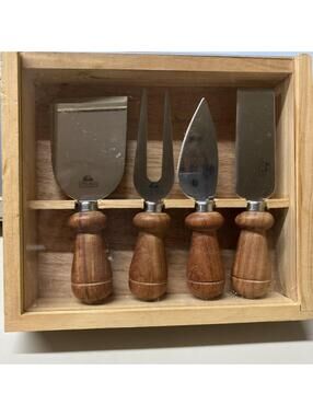 Chicago Cutlery  4 Piece Cheese Knife Spreader Set-EUC
